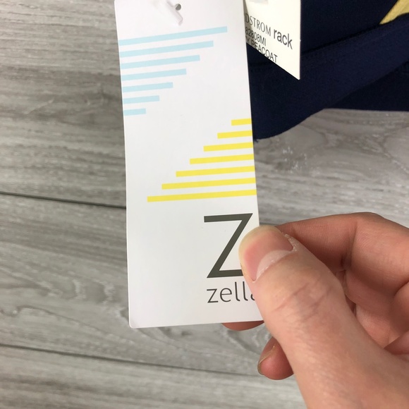 Z by Zella Sports Bra in Navy Peacock in Blue and Yellow Accents - Picture 7 of 9